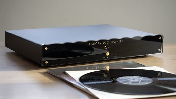 Electrocompaniet ECP 2 MKII Front 1920X1258